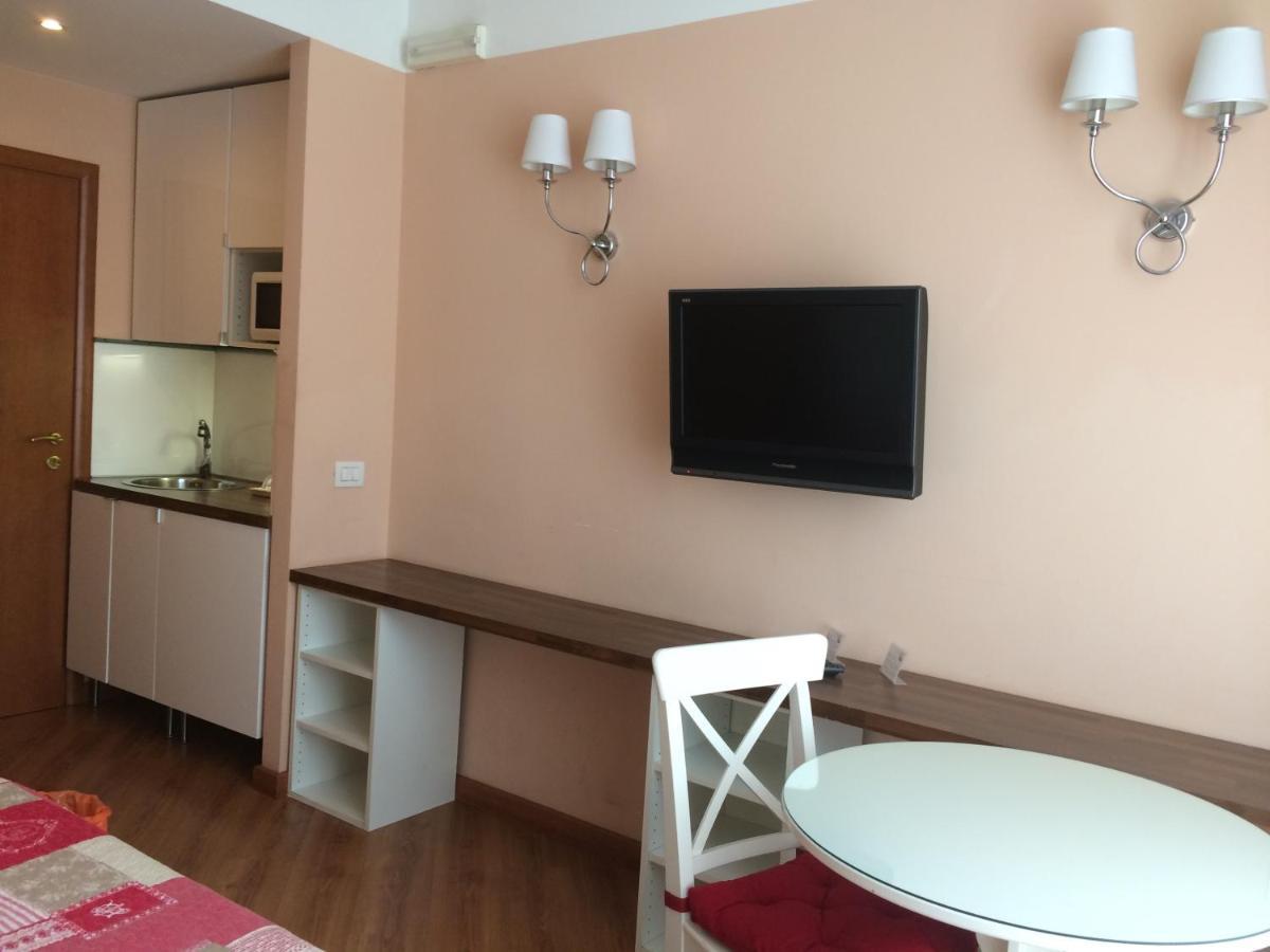 Luna Rossa Bed & Breakfast Rom